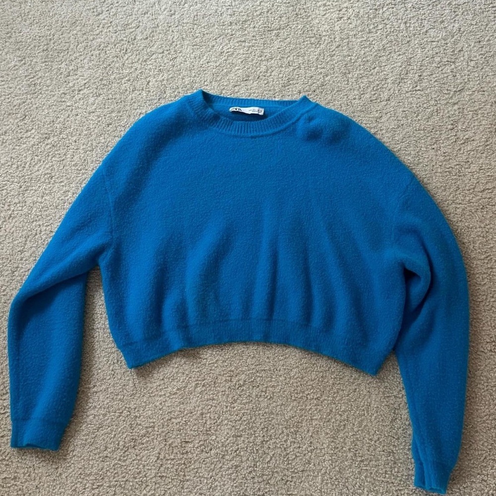 zara blue cropped sweater